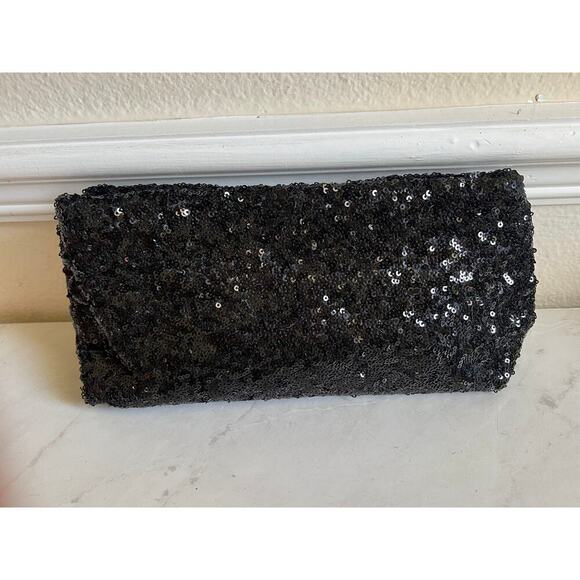 VICTORIAS SECRET Sequin Clutch - Picture 3 of 7